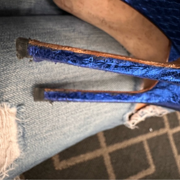 MANOLO BLAHNIK AS IS BIBI SNAKE PUMP SZ 38.5 SHOE - Picture 6 of 6